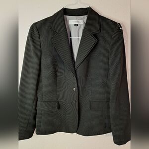 Tahari  black pinstripe blazer jacket size 8